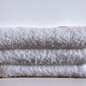 Peškir Indy 50x90cm Glat 400g/m2 Beli